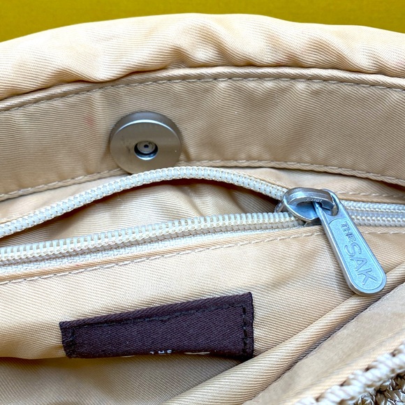 The Sak Vintage Tan Crochet Knit Zippered Shoulder Bag - Picture 6 of 6